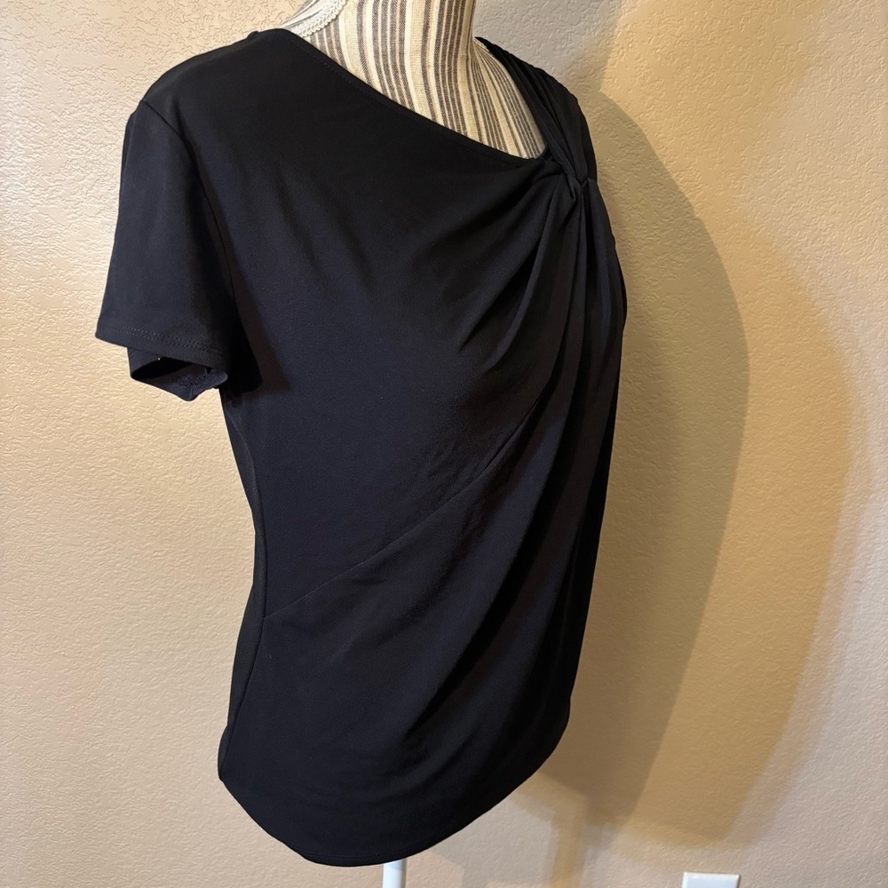 BOLD elements Top Large Black Draped Short Sleeve… - image 5